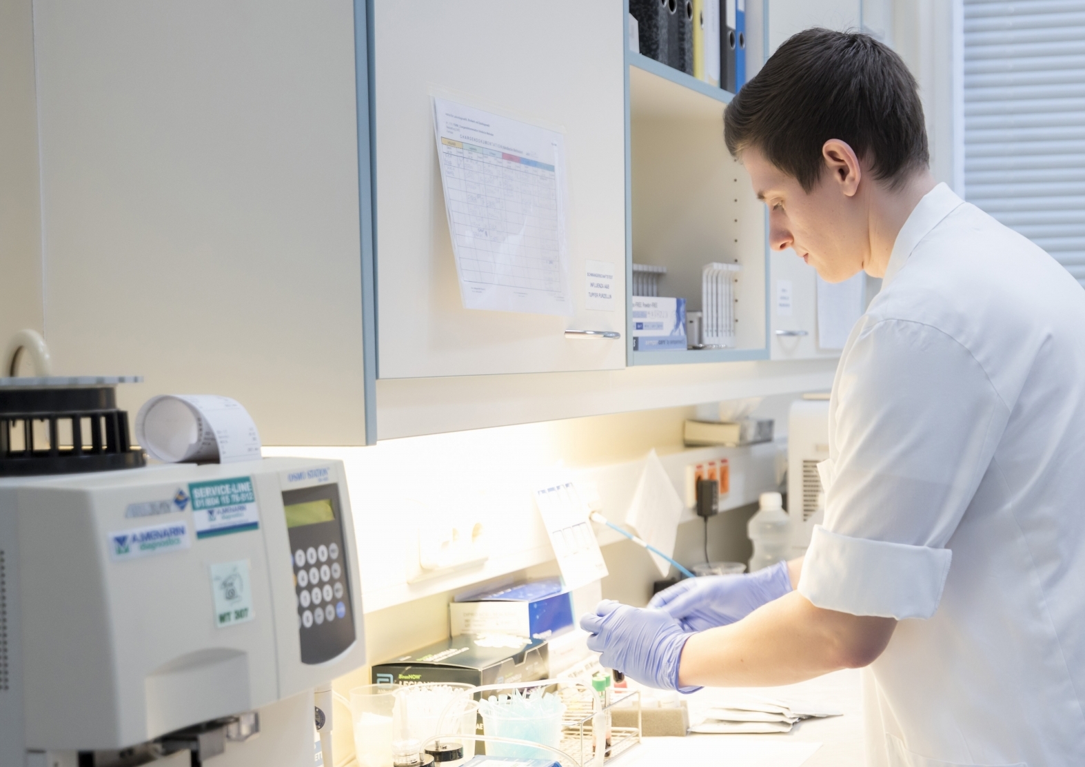 Untersuchung im Institut für Labordiagnostik, Blutbank und Zytodiagnostik